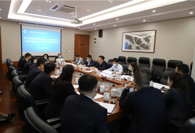 貴州省地方金融監(jiān)督管理局黨組成員、副局長郭盛一行到貴州陽光產(chǎn)權(quán)、貴州環(huán)交所調(diào)研座談并宣講貴州省第十三次黨代會精神