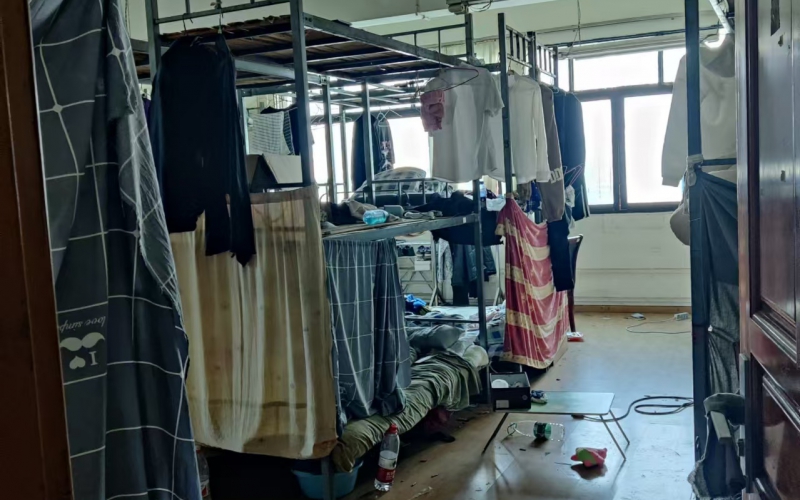 貴州省機(jī)關(guān)事務(wù)管理局國(guó)有資產(chǎn)管理服務(wù)中心貴陽(yáng)市云巖區(qū)花溪大道北段128號(hào)靈達(dá)新苑B棟3層1-3號(hào)、B1單元4層1號(hào)房屋招租