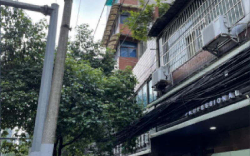 貴陽市云巖區(qū)金倉路40號(hào)附2號(hào)門面招租(降價(jià)延期)